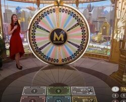 jeux de Monopoly en ligne avec croupiers en direct