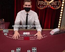 La table de jeu Free Bet Blackjack est disponible sur Casino Extra