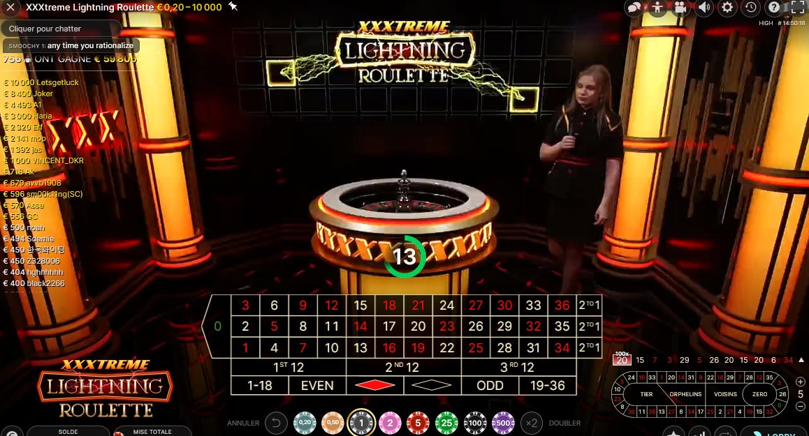 Studio avec croupière en direct déduction jeu XXXtreme Lightning Roulette